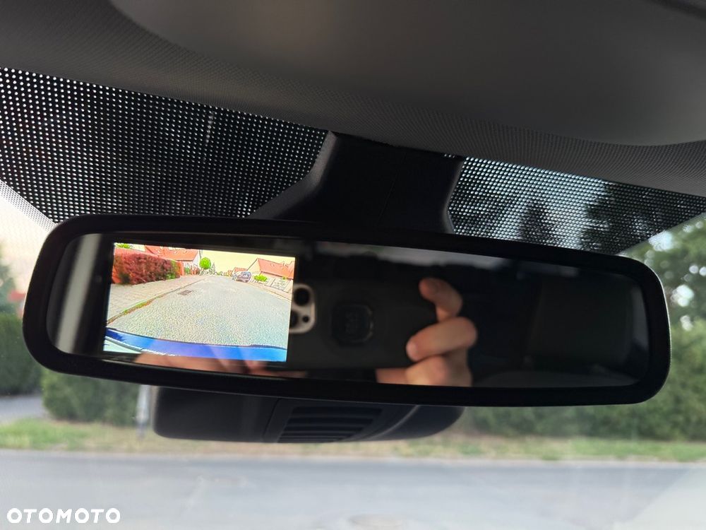 Ford Tourneo Connect Grand - 27
