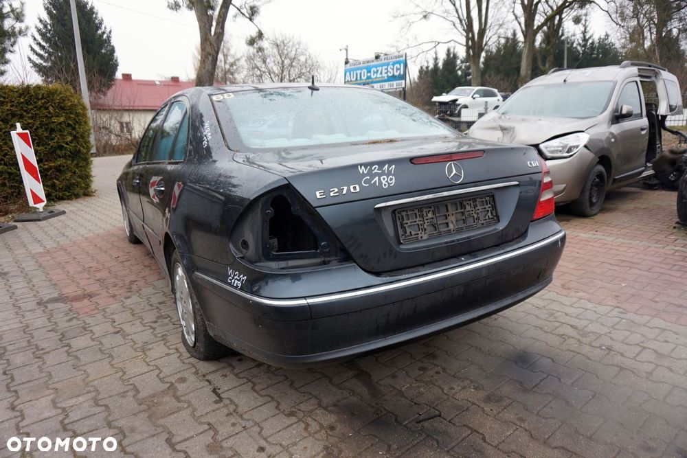 MERCEDES E-KLASA W211 SEDAN 2003 189 2.7 CDI OM647961 177KM 722640  ZIELONY na części - 3