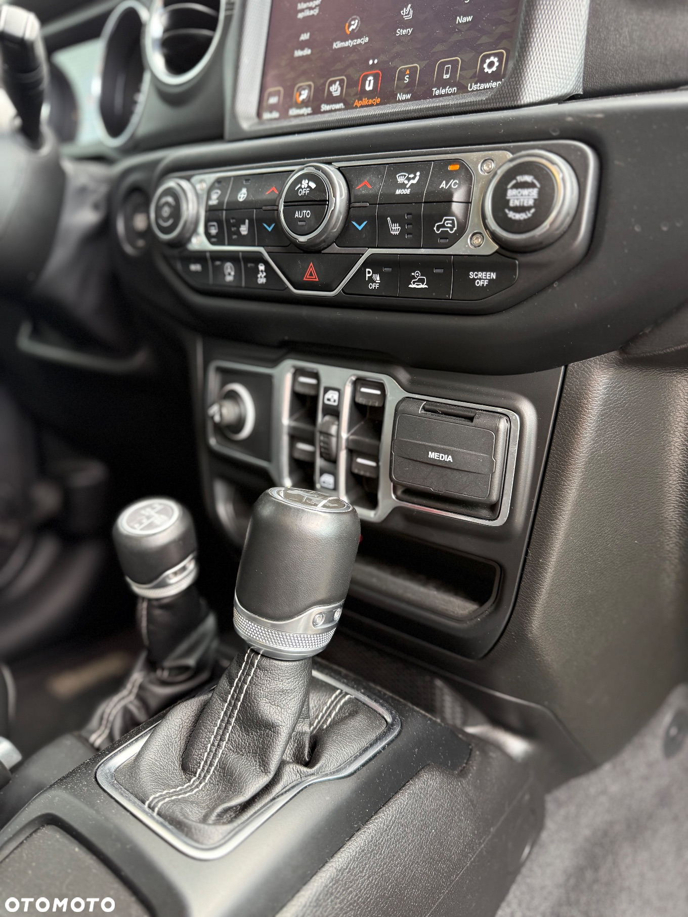Jeep Wrangler Unlimited GME 2.0 Turbo Sahara - 20