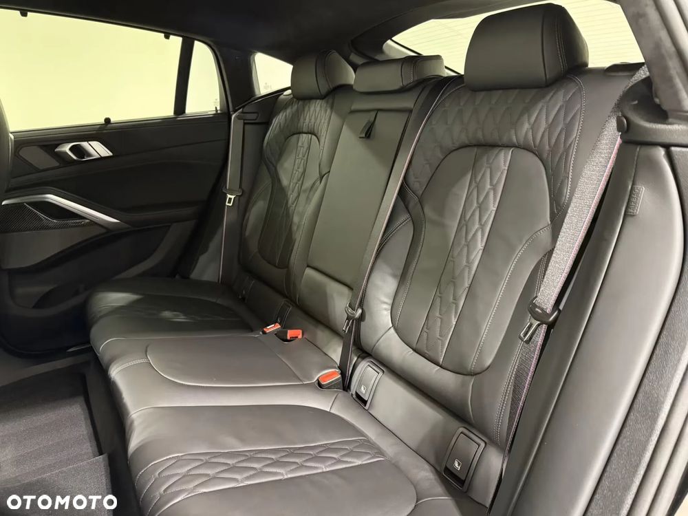BMW X6 - 21