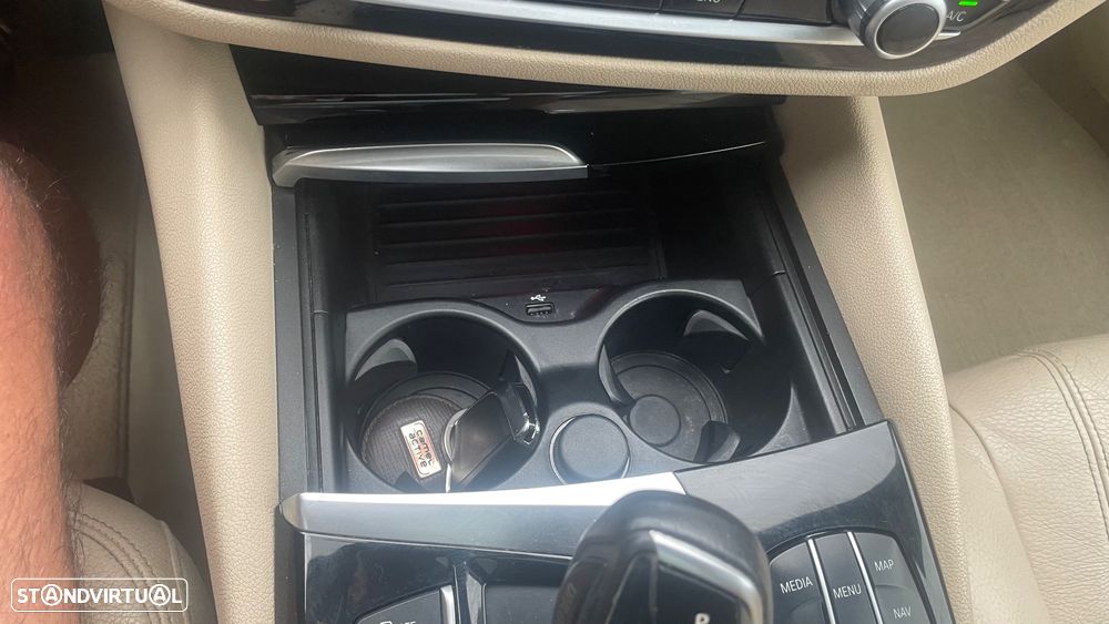 BMW 520 d Line Luxury Auto - 13
