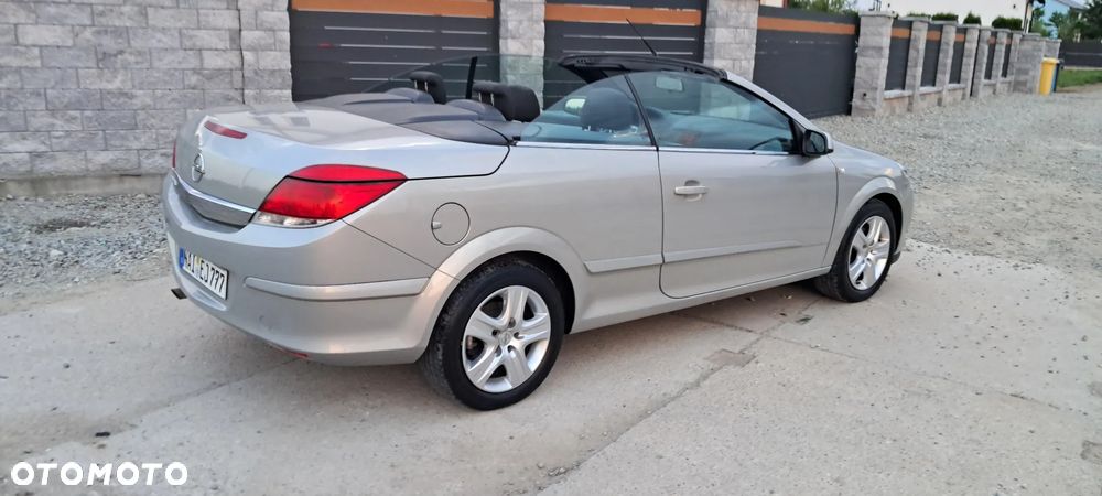 Opel Astra 1.6 Cosmo - 7