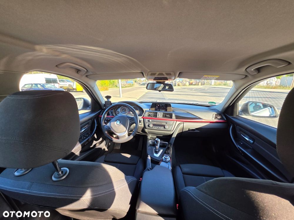 BMW Seria 3 - 12