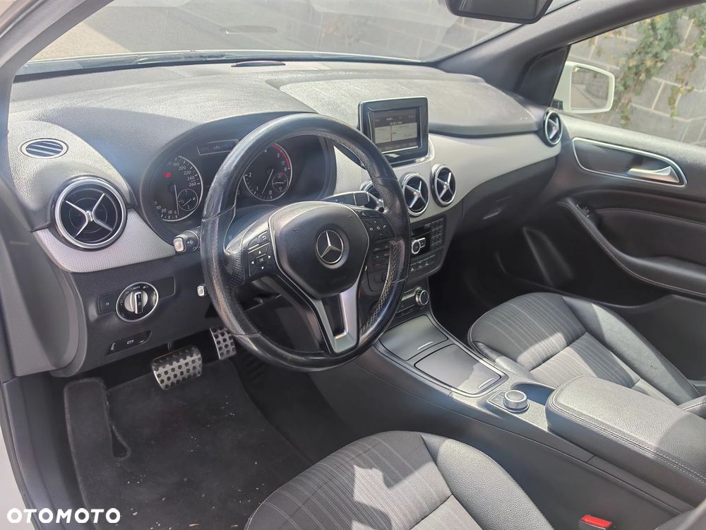 Mercedes-Benz Klasa B 180 CDI 7G-DCT - 15