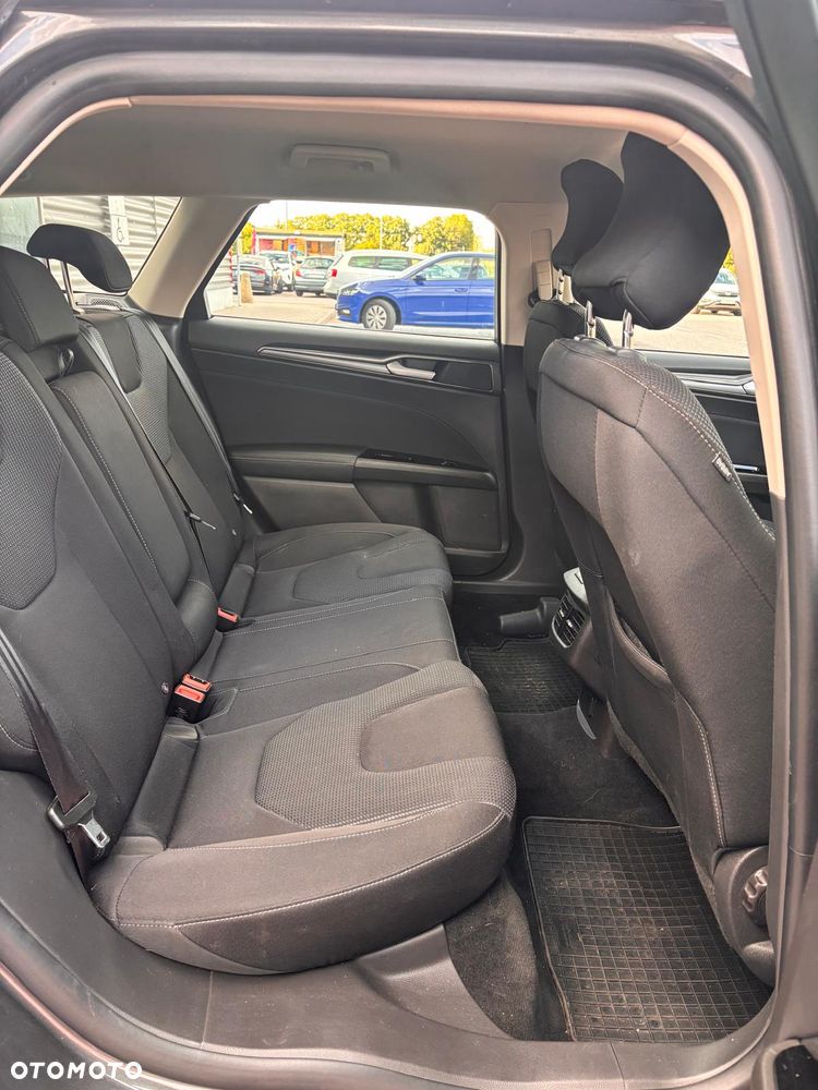 Ford Mondeo - 10