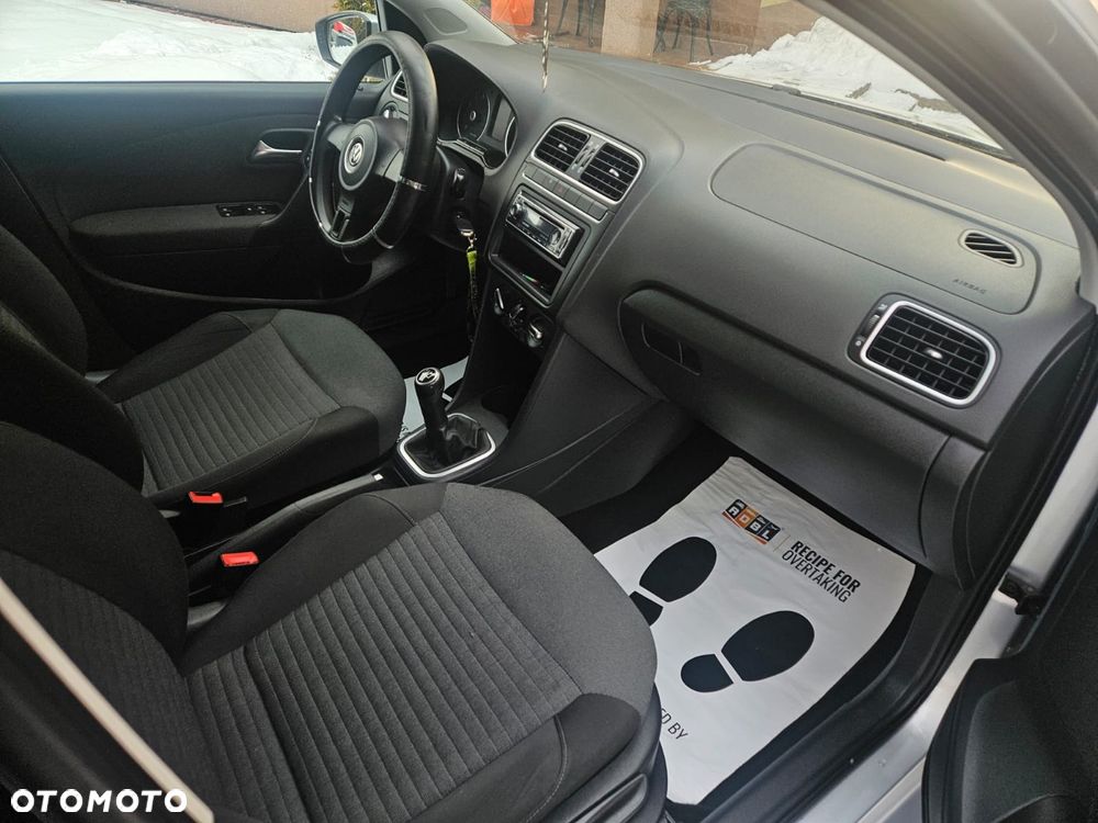 Volkswagen Polo 1.4 Style - 25