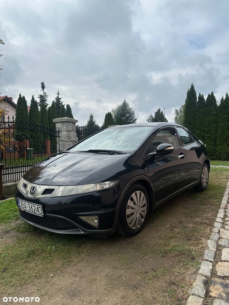 Honda Civic 2.2i-CTDi Executive - 1