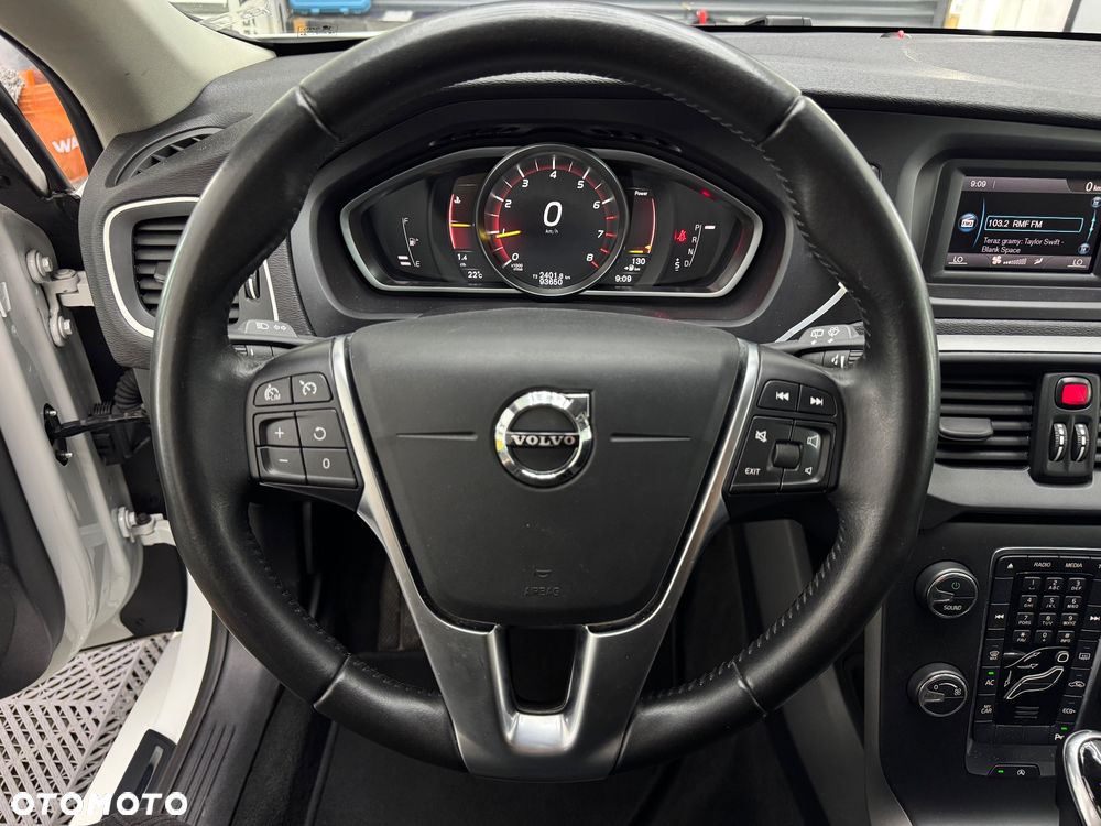 Volvo V40 T2 Geartronic Momentum - 10