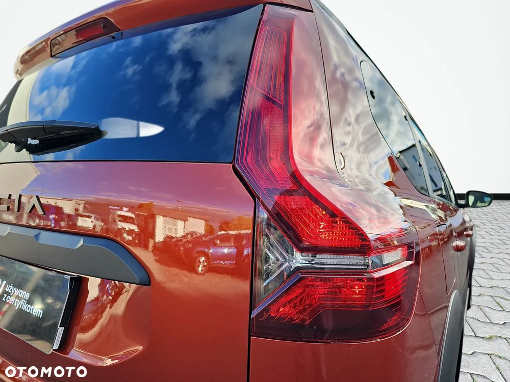 Dacia Jogger 1.6 Full Hybrid 140 Extreme MMT 7os - 33