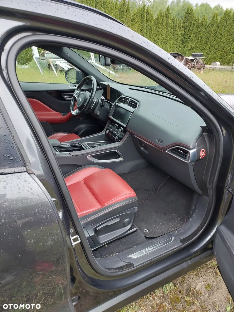 Jaguar F-Pace 20d AWD R-Sport - 14