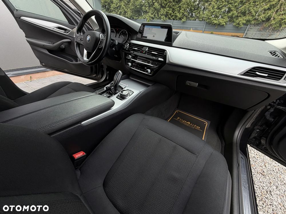BMW Seria 5 520d - 16