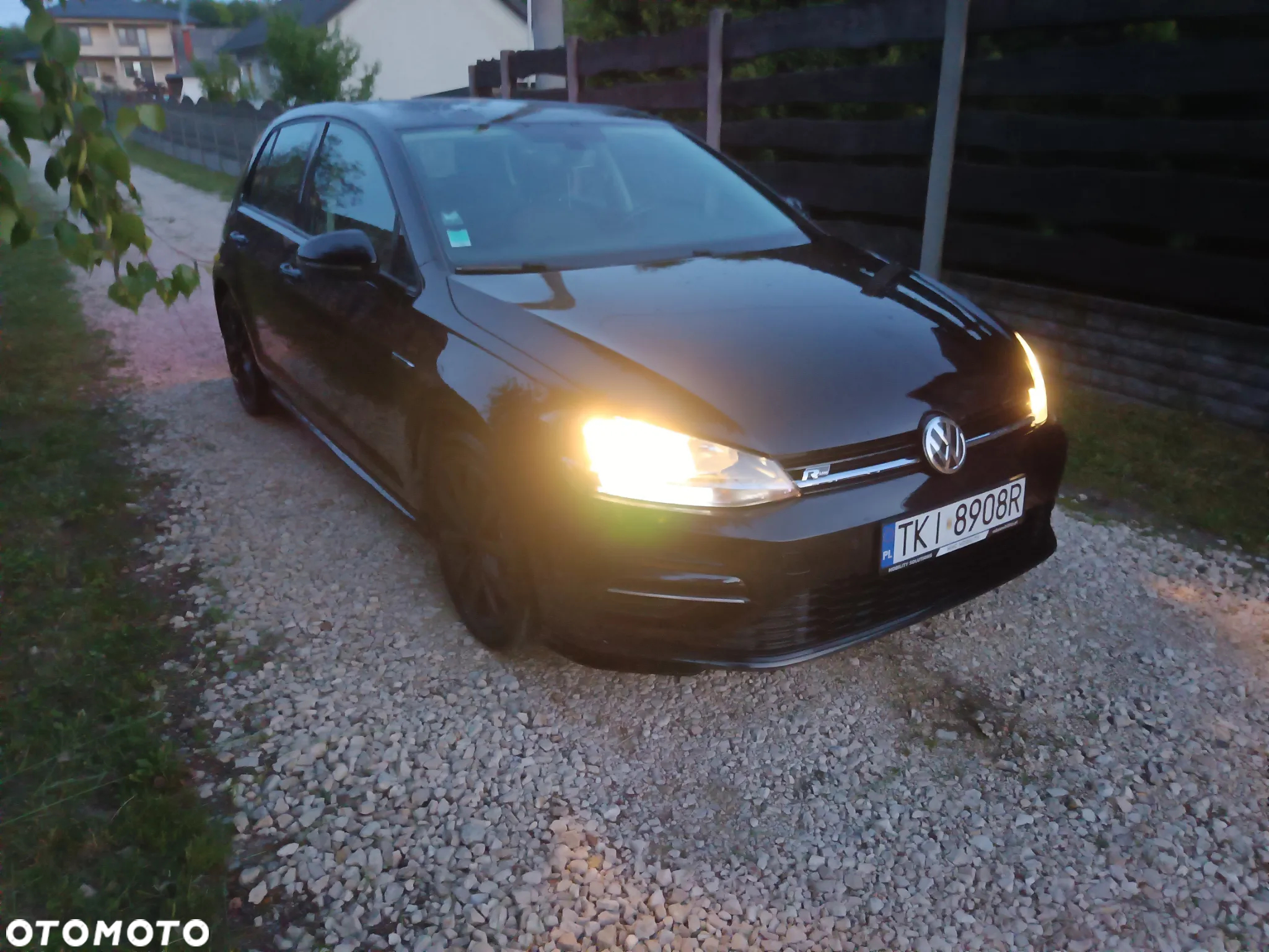 Volkswagen Golf - 8