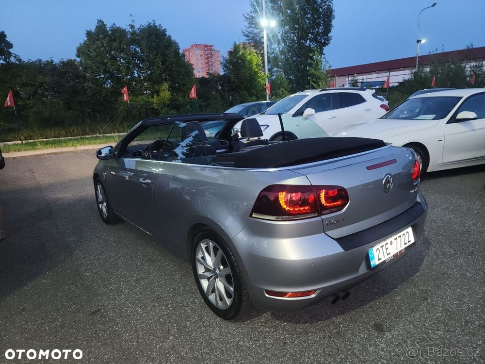 Volkswagen Golf Cabrio 2.0 TDI BlueMotion Technology Exclusive - 3