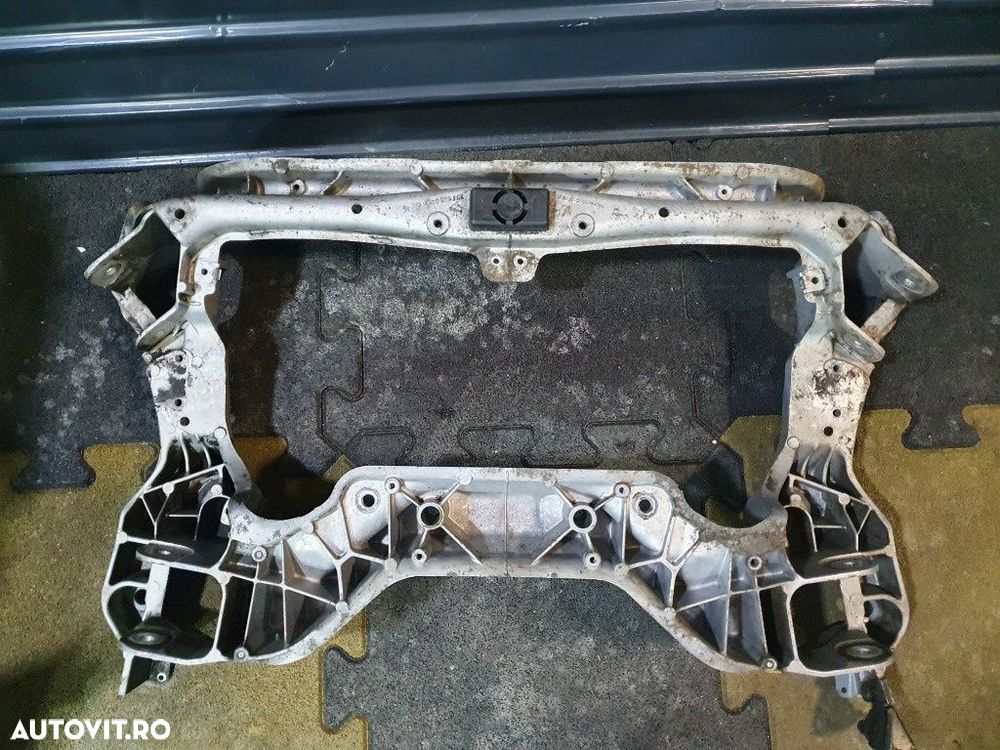 Jug motor MERCEDES-BENZ C-CLASS T-Model II S203 2001 - 2007 2.2 C 220 CDI OM 646.963  2036280457 - 3