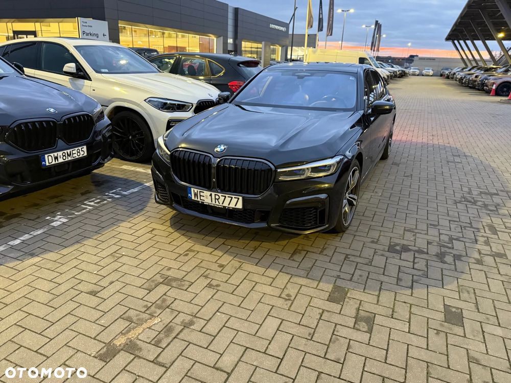 BMW Seria 7 750i xDrive - 6