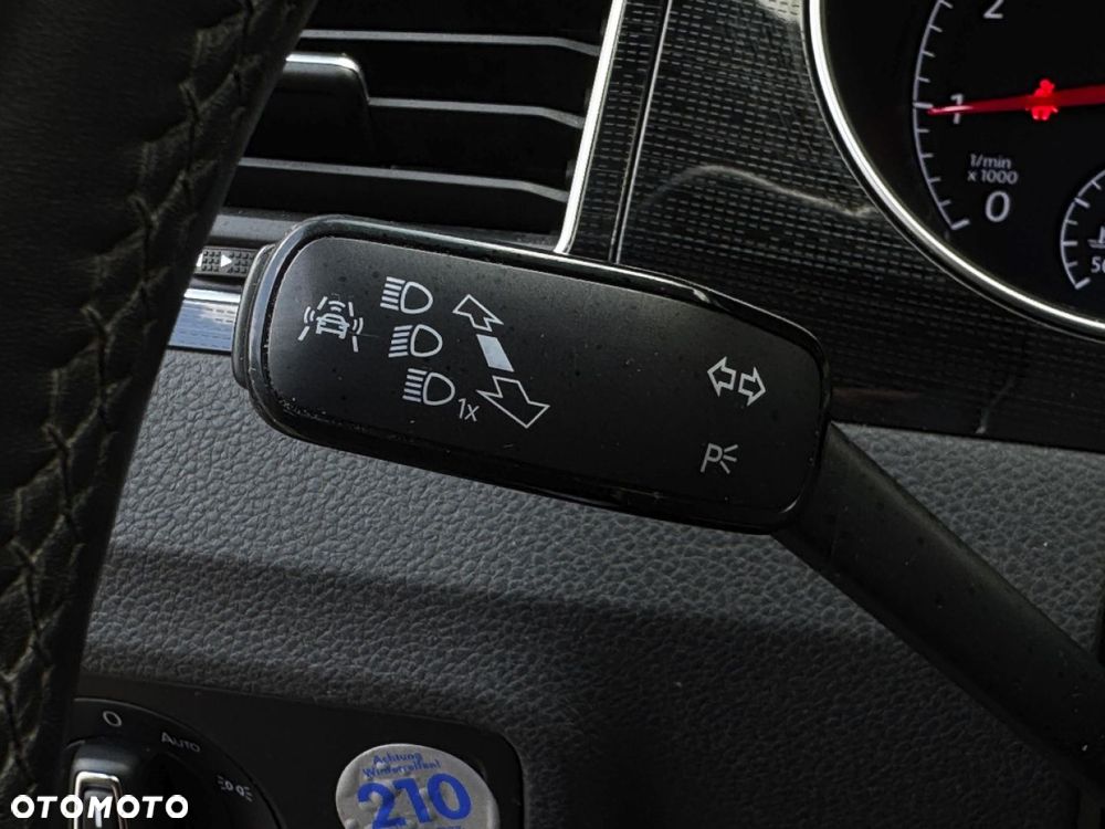 Volkswagen Golf Sportsvan SV 1.5 TSI ACT Highline DSG - 33