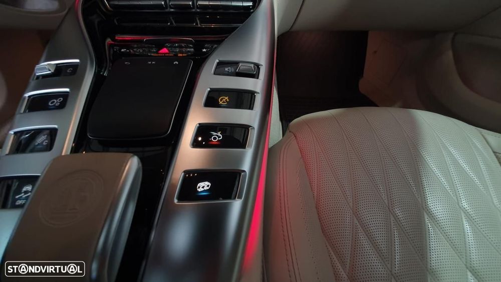 Mercedes-Benz AMG GT 43 4Matic+ Coupe Speedshift TCT 9G - 26