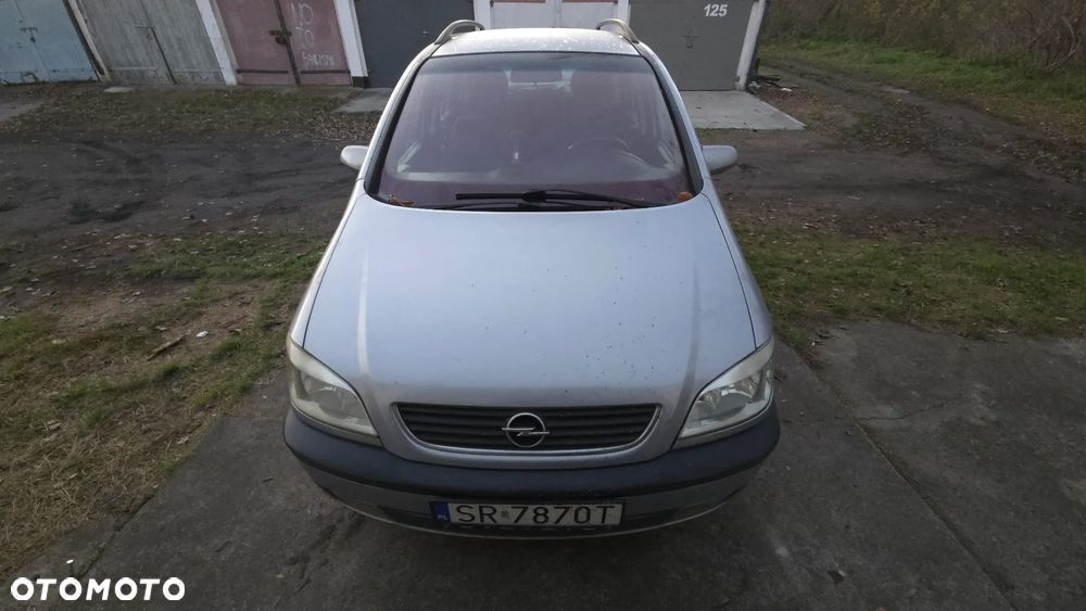 Opel Zafira 1.8 16V Elegance - 2