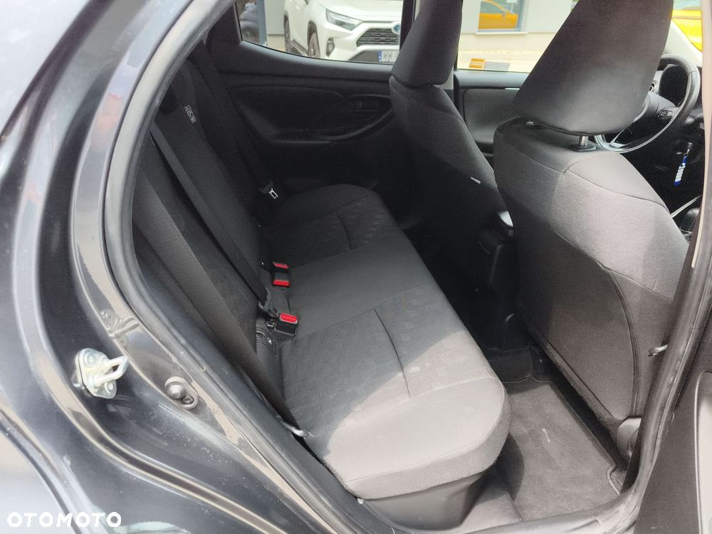 Toyota Yaris Hybrid 1.5 Style - 11