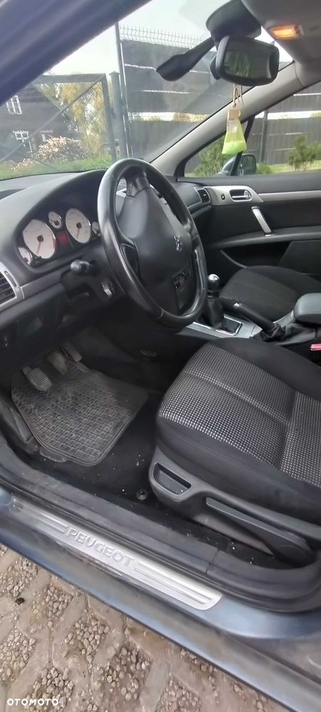 Peugeot 407 - 7