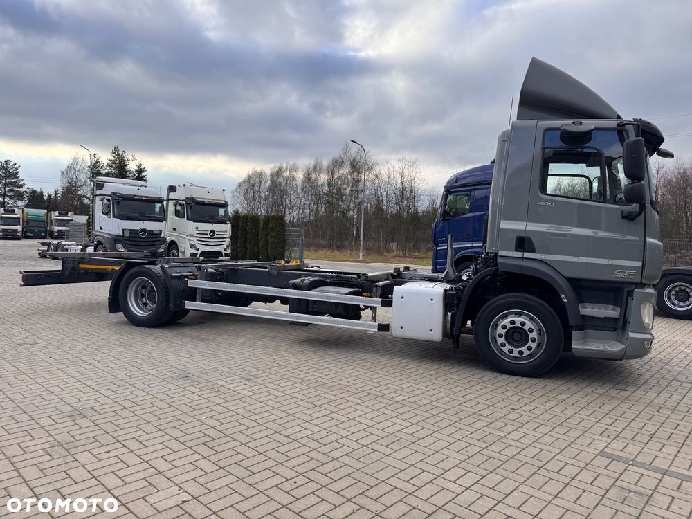 DAF CF 400 FA Rama BDF 7,90m SDG - 23