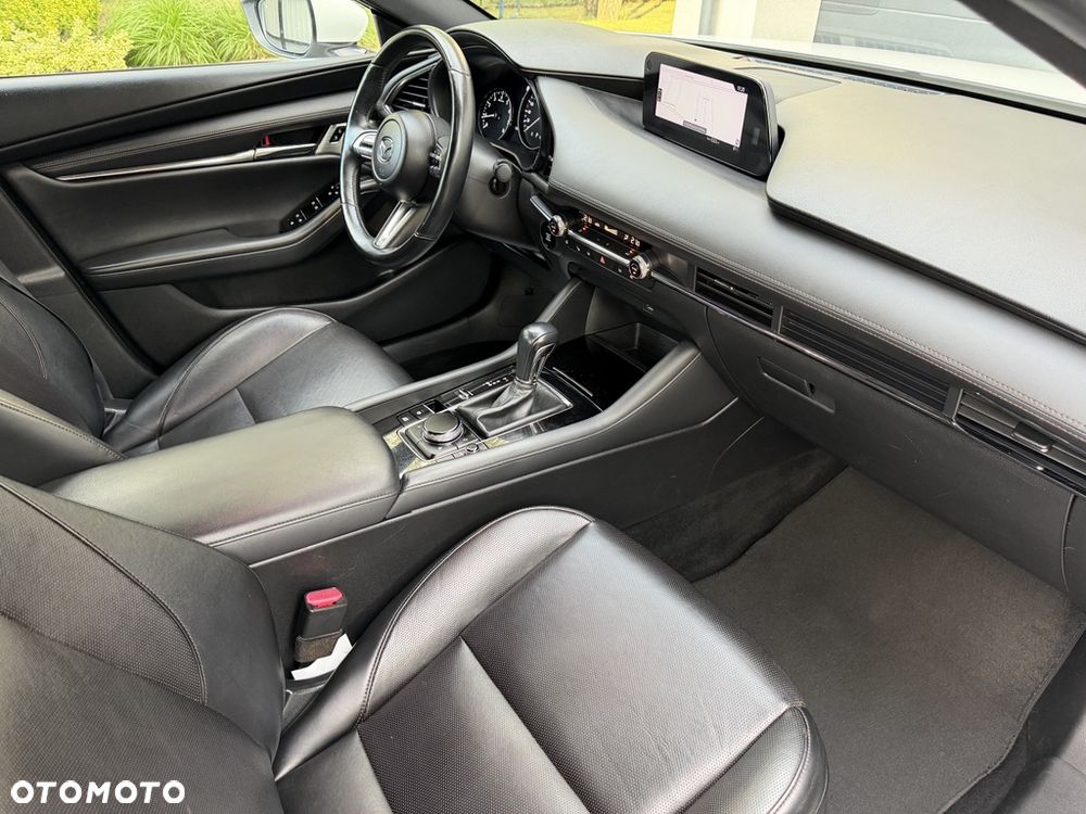 Mazda 3 e-SKYACTIV-G 122 M HYBRID DRIVE EXCLUSIVE-LINE - 38