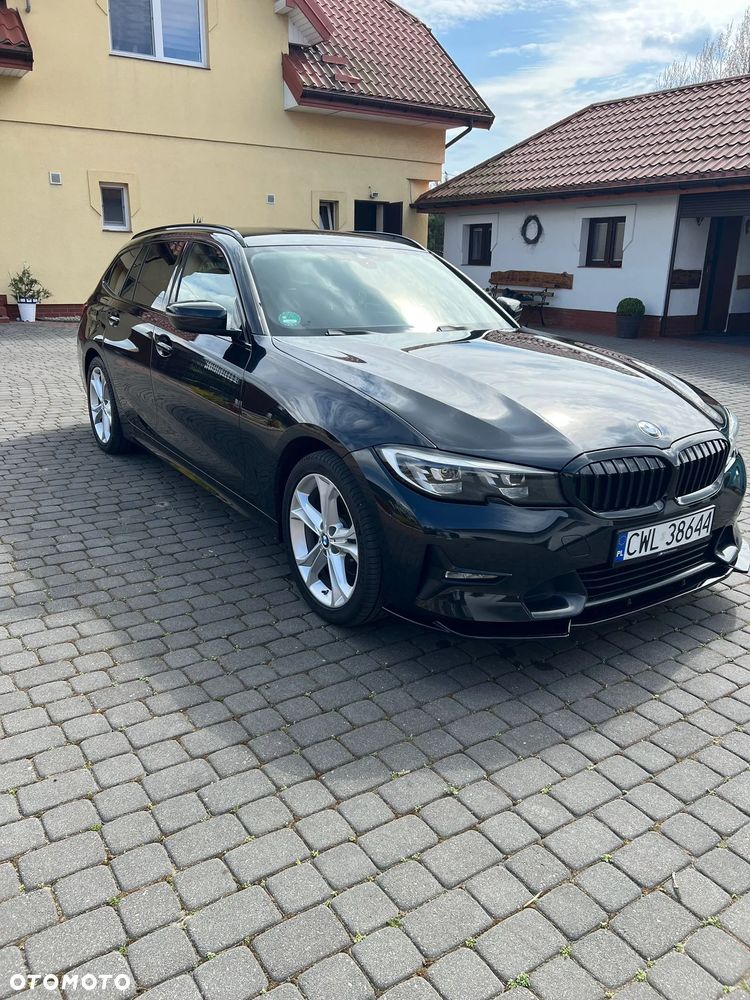 BMW Seria 3 320d Sport Line - 4