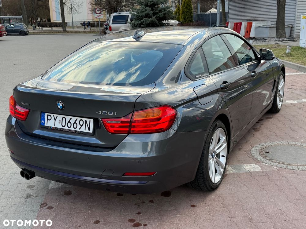 BMW Seria 4 428i xDrive Sport Line - 26