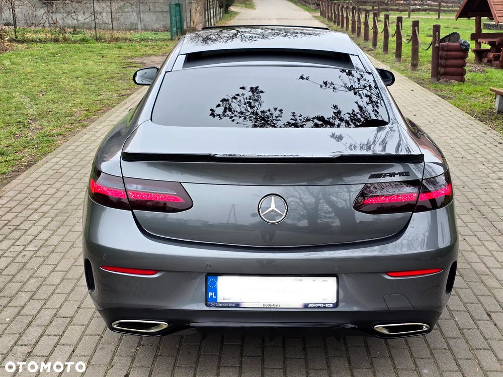 Mercedes-Benz Klasa E 350 9G-TRONIC AMG Line - 23