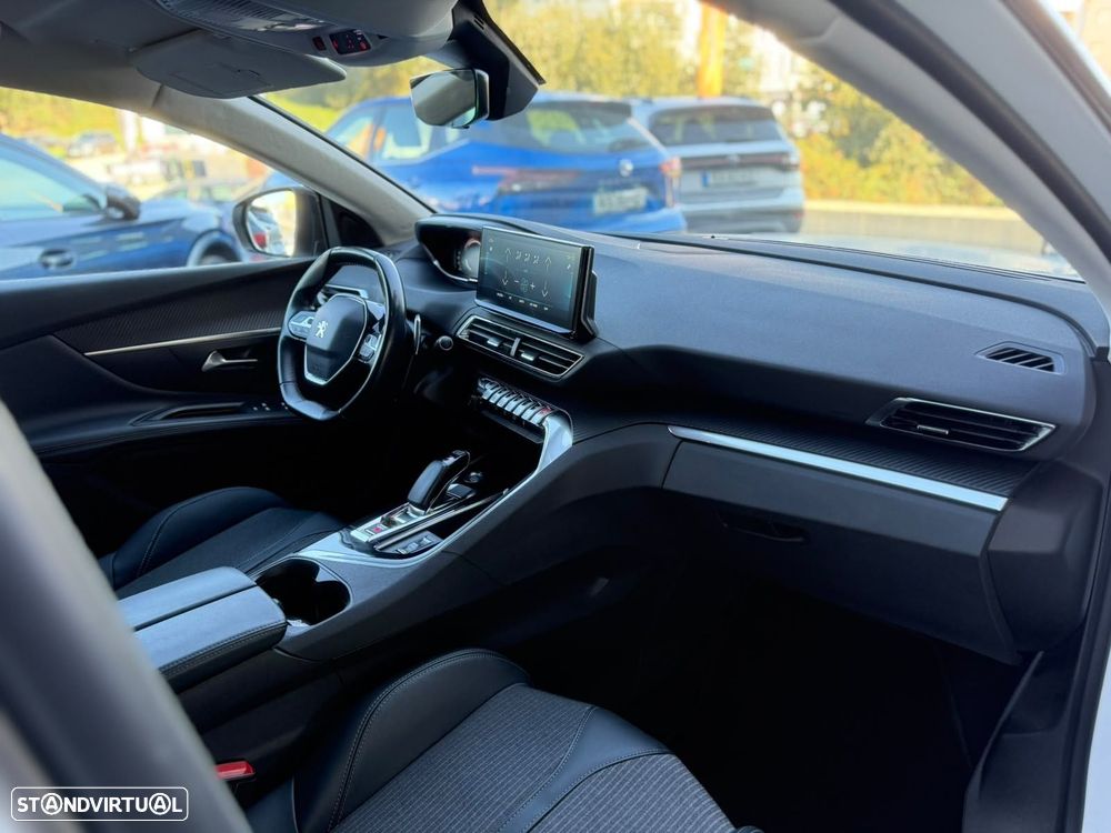 Peugeot 3008 - 11