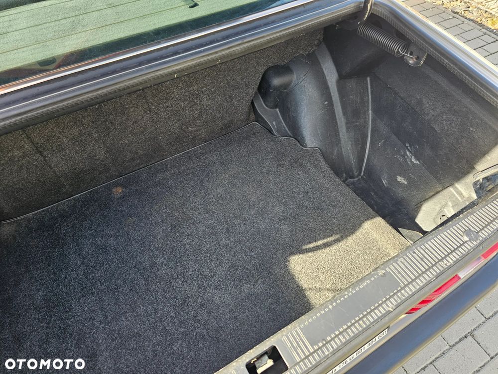 Mercedes-Benz W201 (190) - 19