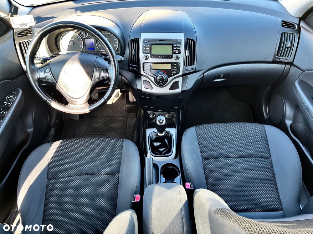 Hyundai i30 i30cw 1.4 FIFA WM Edition - 21