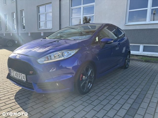 Ford Fiesta ST2 - 2