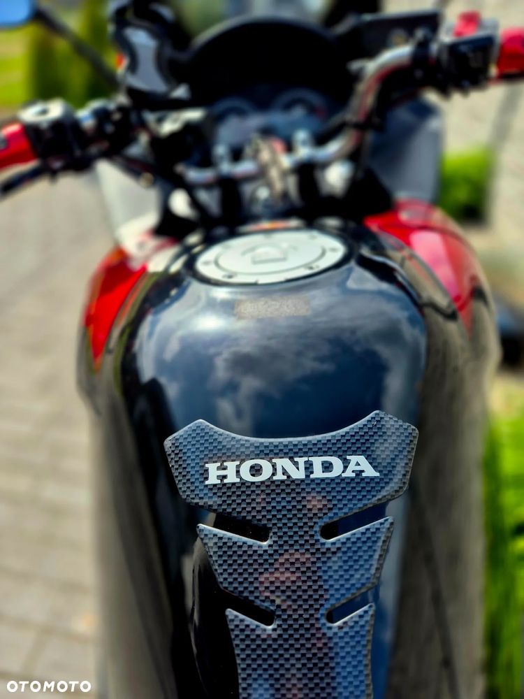 Honda CBF - 22