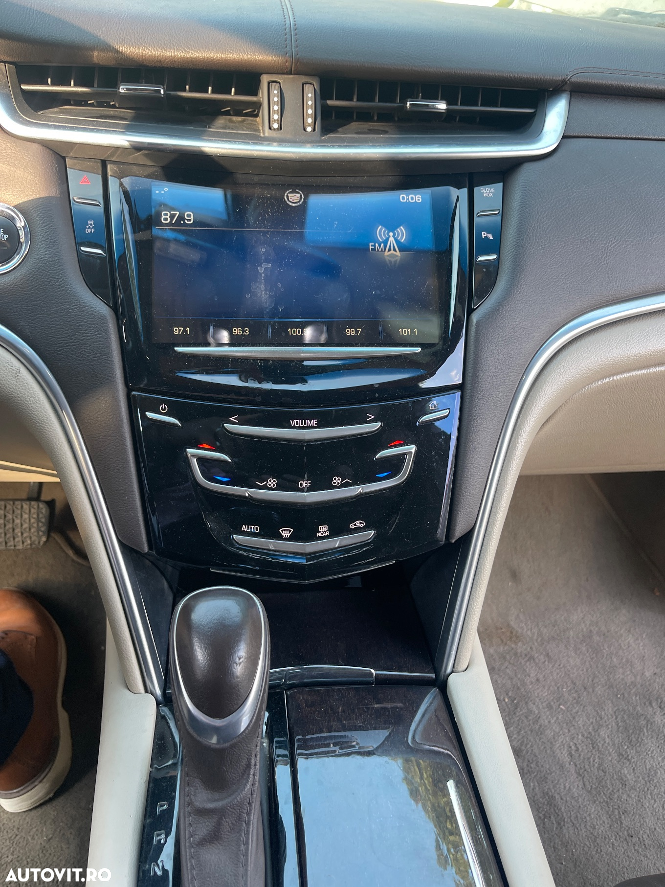 Cadillac XTS - 5