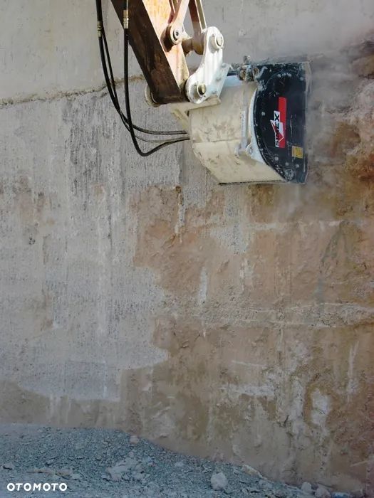 Frezarka do asfaltu SIMEX PLB600 dla koparek o masie 16-22 ton - 3
