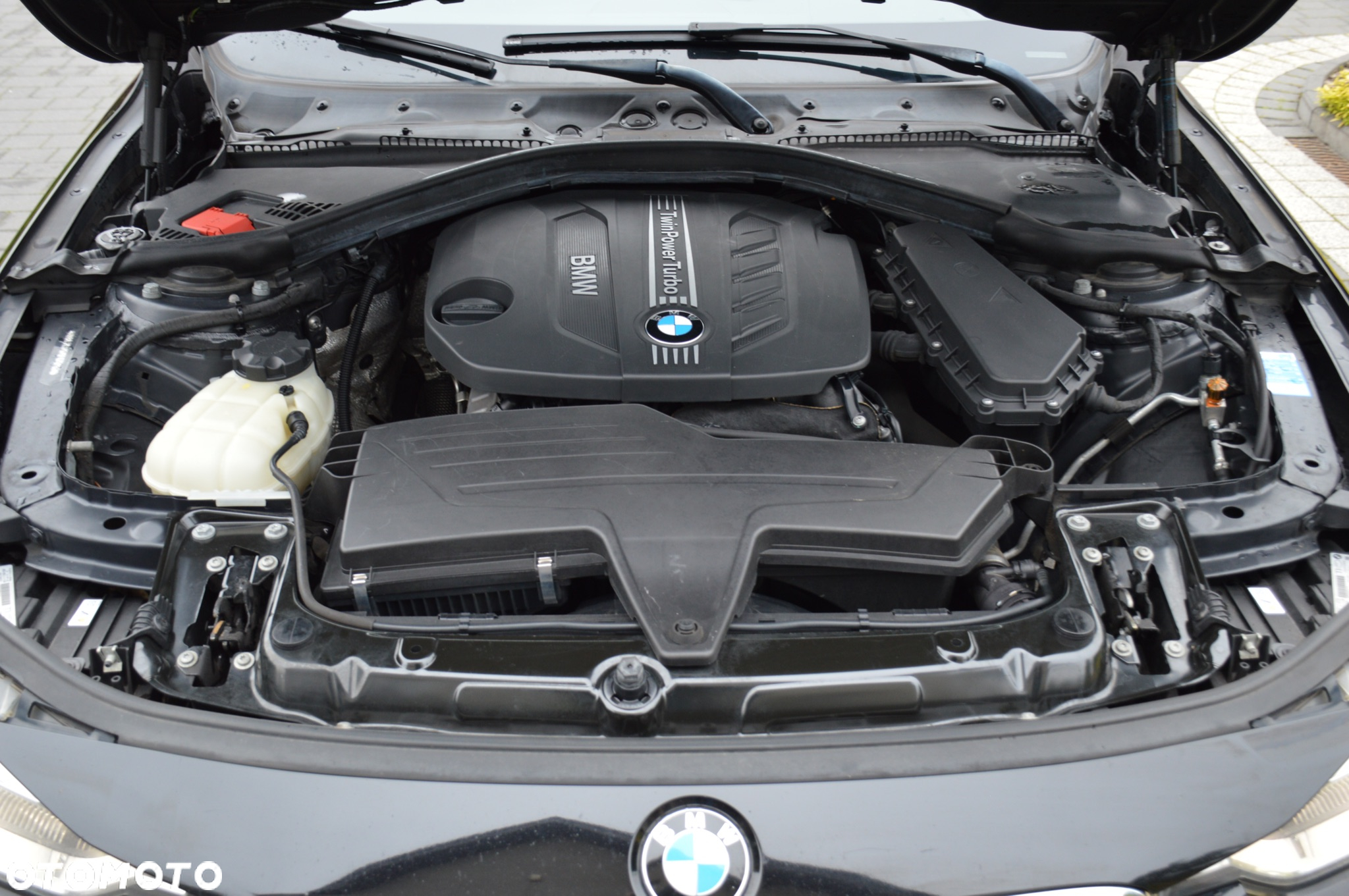 BMW Seria 3 320d Touring Sport-Aut Sport Line - 36