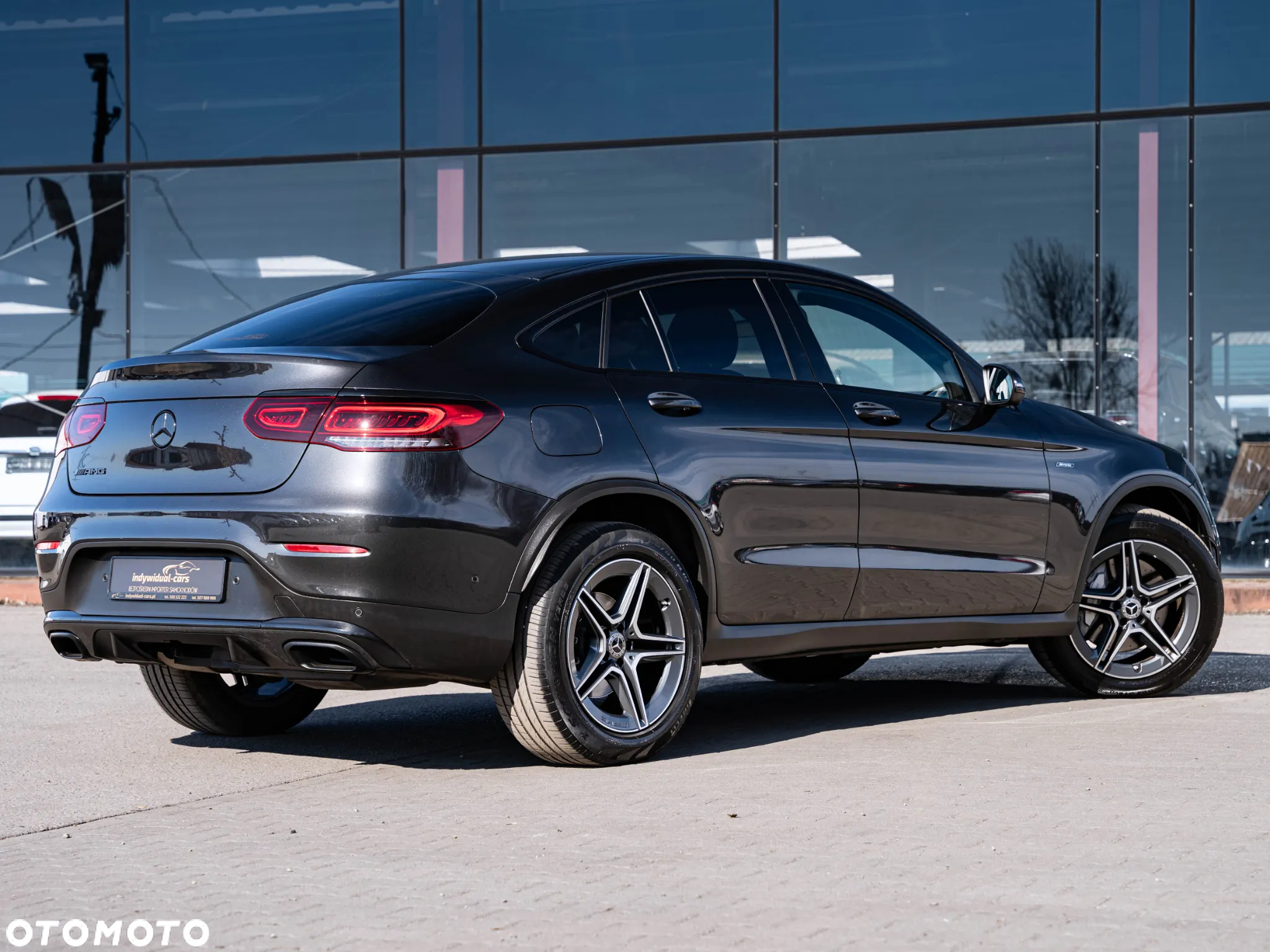 Mercedes-Benz GLC 200 d 4Matic 9G-TRONIC AMG Line Plus - 13