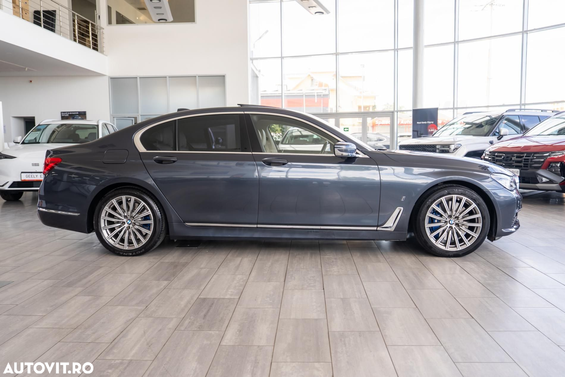 BMW Seria 7 - 10