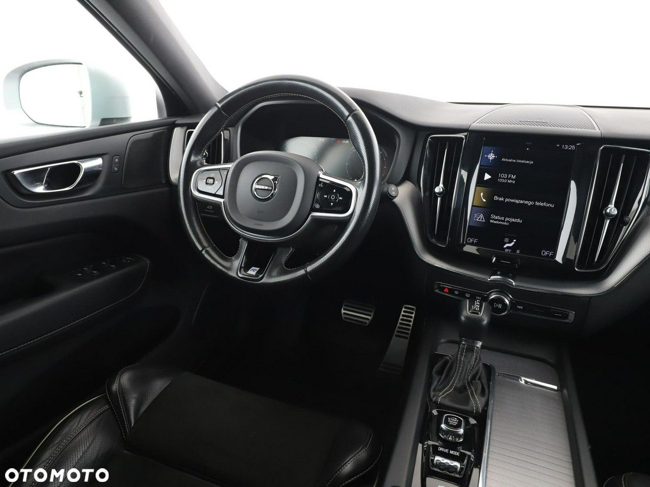Volvo XC 60 D4 AWD Geartronic RDesign - 16
