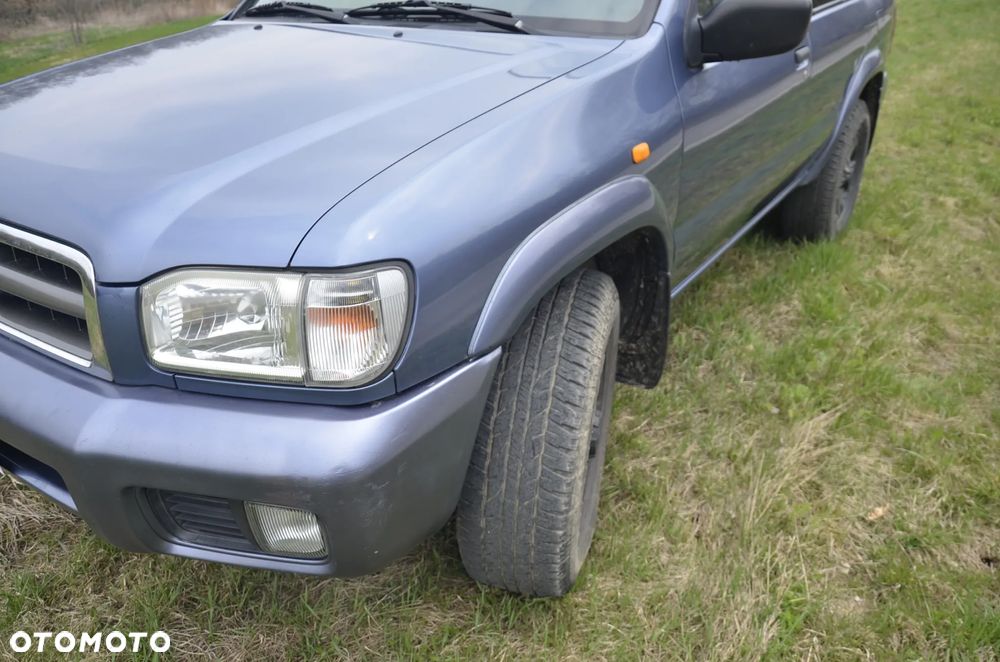 Nissan Pathfinder - 4