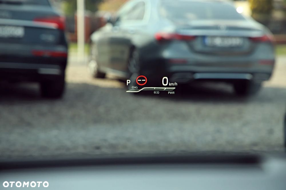 Toyota Corolla 2.0 Hybrid Executive - 31