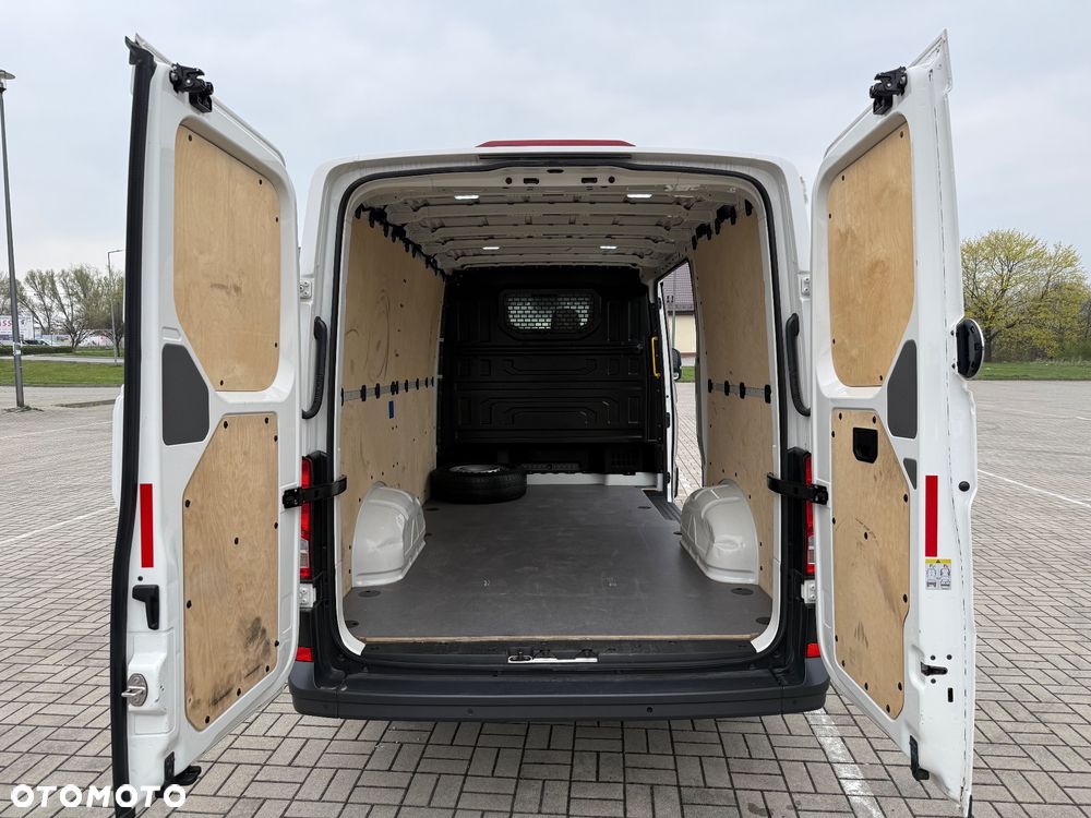 Volkswagen Crafter automat zadbany - 16