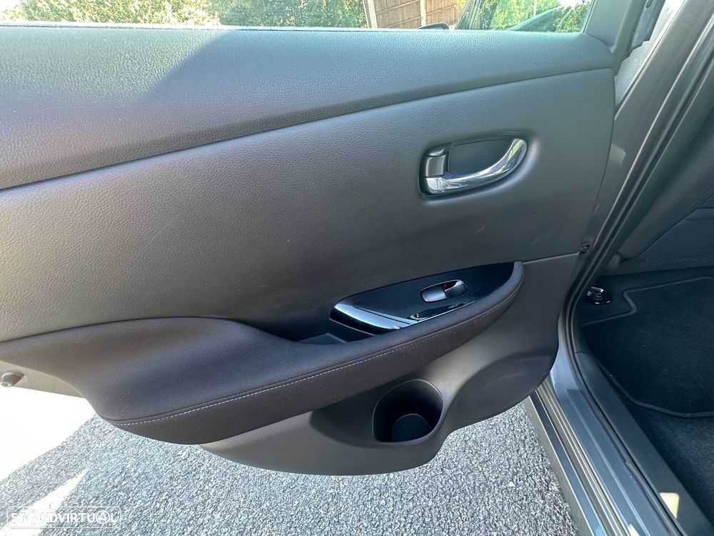 Nissan Leaf N-Connecta - 36