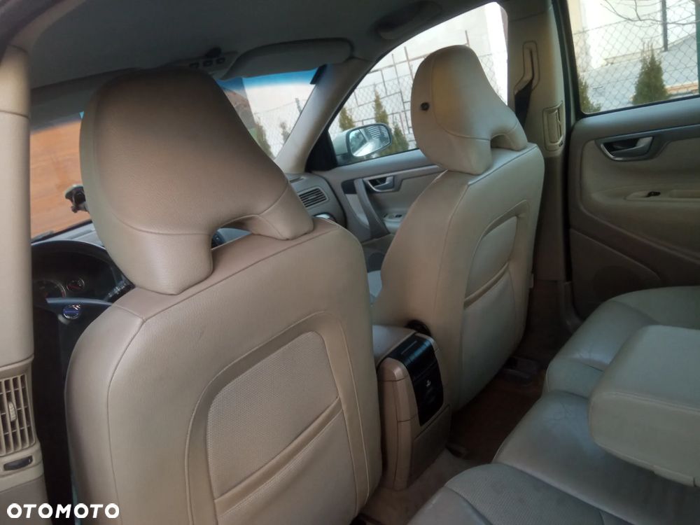 Volvo S60 2.4D5 Momentum - 7