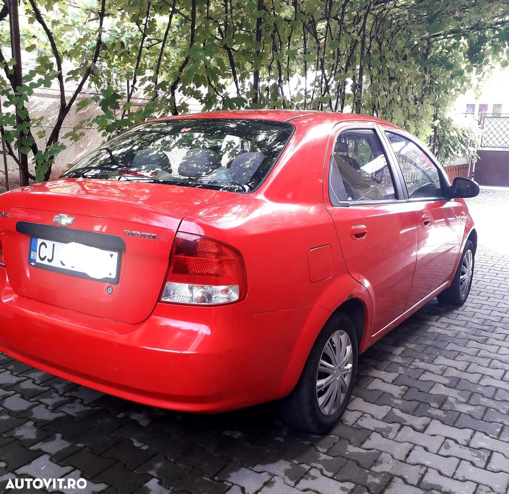 Chevrolet Kalos - 2