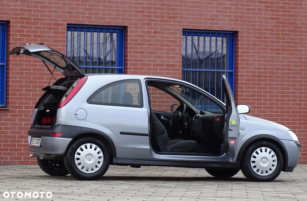 Opel Corsa 1.2 16V Comfort - 15