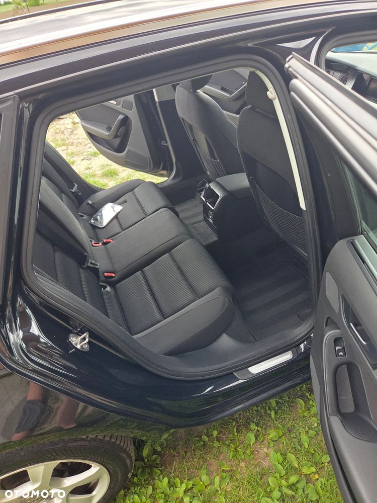 Audi A4 Avant 2.0 TDI - 11