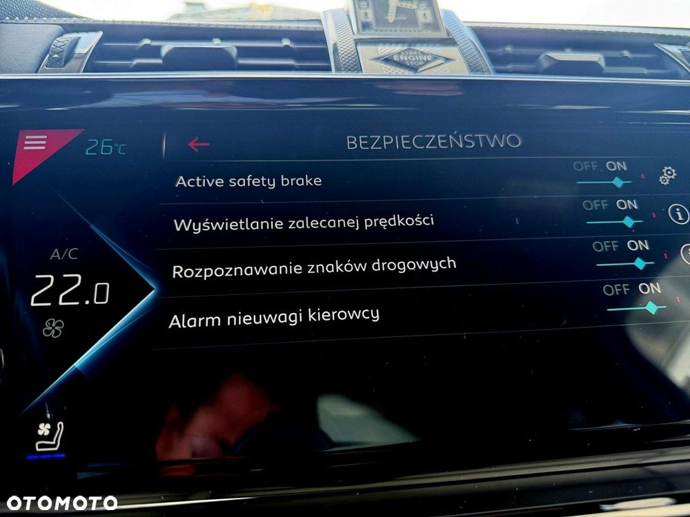 DS Automobiles DS 7 Crossback - 36