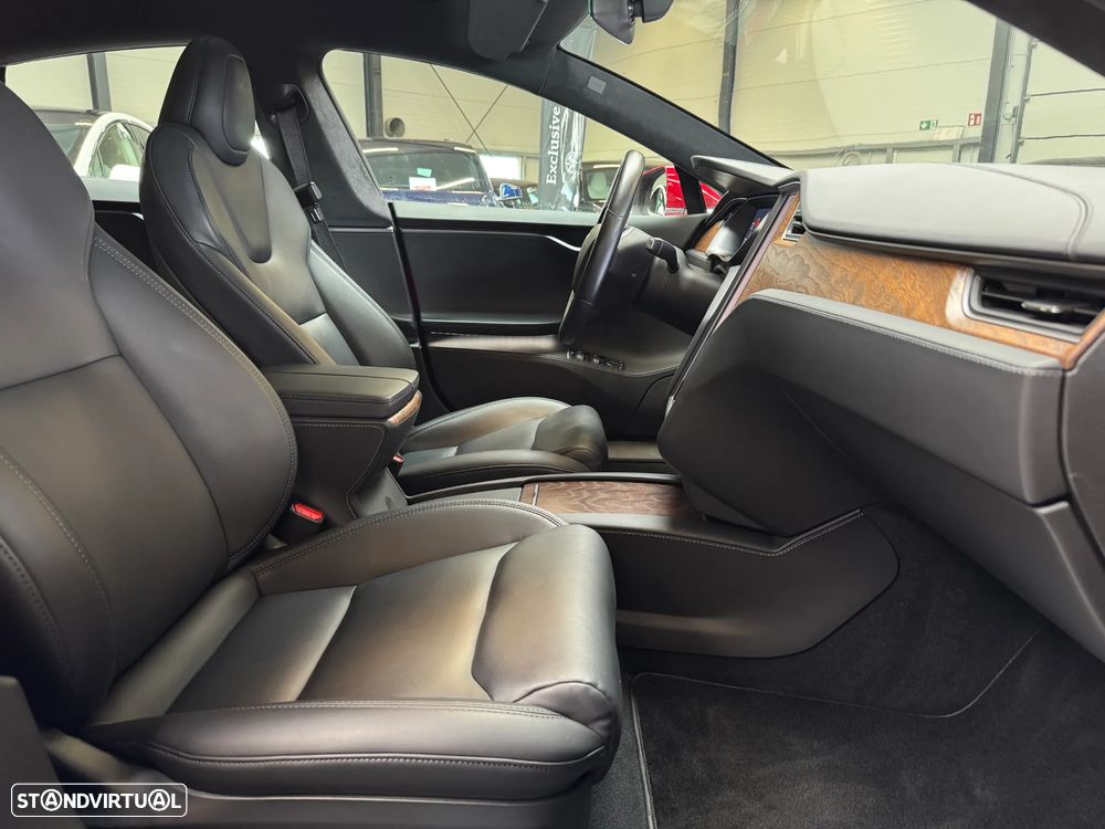 Tesla Model S Long Range AWD - 22